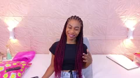 Snapshot of savory_pussy18 chatting on September 15, 2:25 pm savory_pussy18 online show from September 15, 2:25 pm