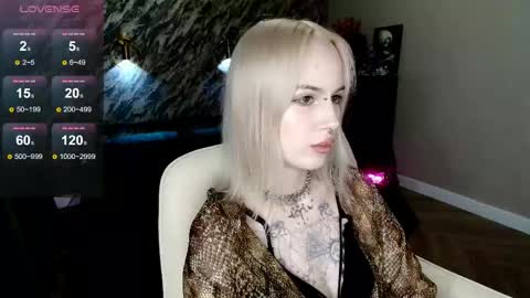 Anges online show from May 25, 3:49 am