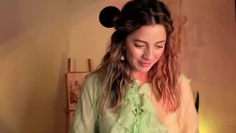 Venus online show from September 25, 6:06 pm