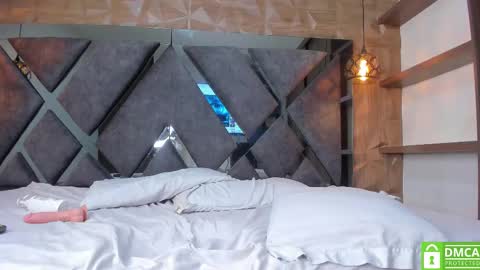 Snapshot of scarlet__jones_ chatting on September 24, 11:04 pm scarlet__jones_ online show from September 24, 11:04 pm