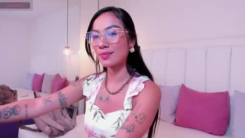 Scarlet online show from December 20, 7:51 pm