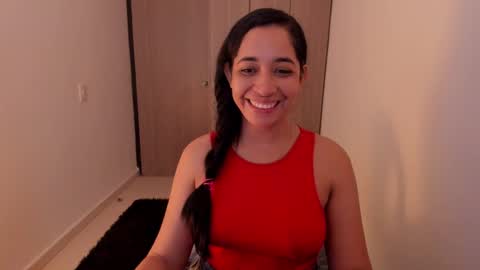Snapshot of scarlet_venom chatting on October 13, 2:42 pm Scarlet Venom online show from October 13, 2:42 pm