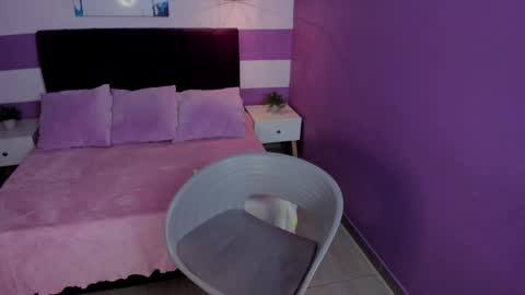 Scarlet  online show from January 28, 6:27 am