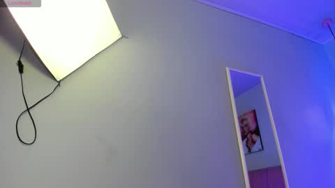 Scarlet  online show from February 27, 5:07 am