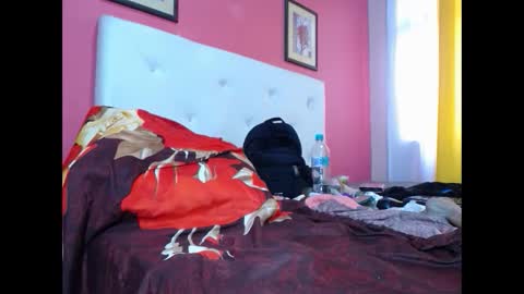 Snapshot of scarlethot4ux chatting on September 19, 4:39 pm candy monrroy online show from September 19, 4:39 pm