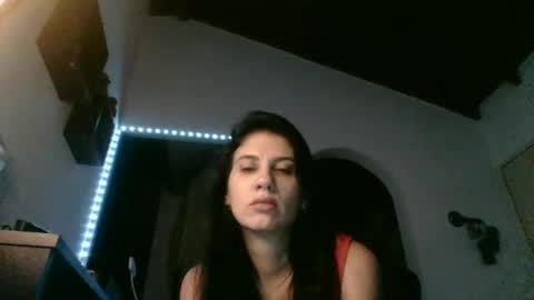 scarletmoons online show from March 25, 3:01 am