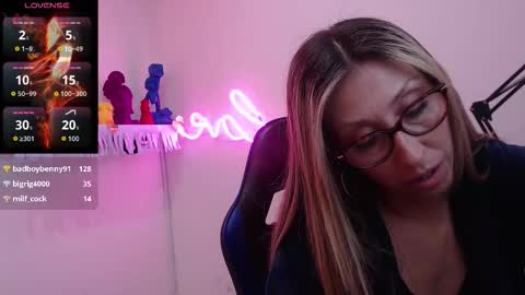 Scarlett online show from January 5, 5:27 pm