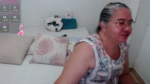 Scarlett  online show from February 2, 2:38 am