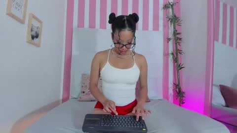  .  . online show from November 14, 1:33 pm