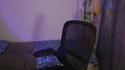 scarlett online show from May 1, 5:32 am