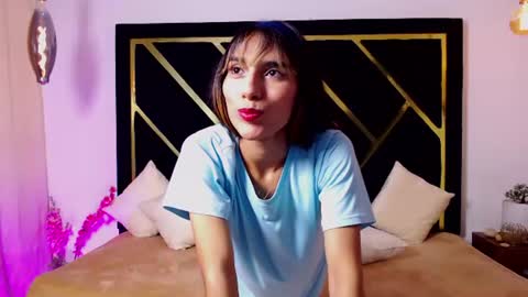scarlett_moon34 online show from July 2, 8:26 pm