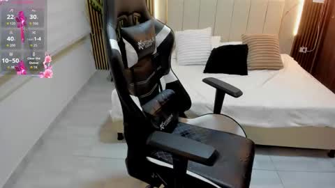 scarlett_raven_ online show from February 23, 10:09 pm