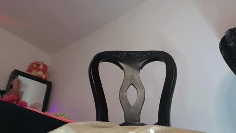 Scarlette online show from November 11, 7:00 pm