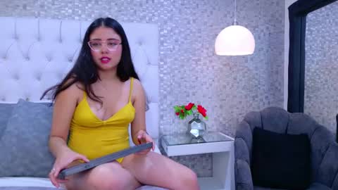 Scarlett Petrova online show from December 4, 11:56 am