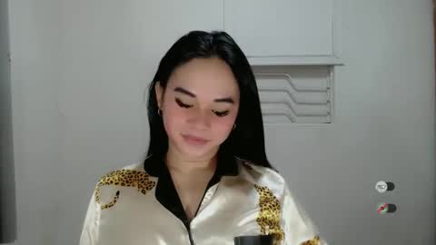 Snapshot of scarletvamp chatting on February 5, 6:37 pm scarletvamp online show from February 5, 6:37 pm