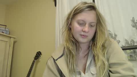 ScarTit Bernhard online show from December 1, 2:59 am