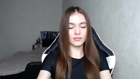 scratc_h online show from January 7, 8:10 pm