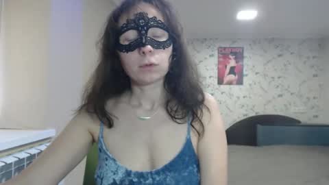 Elly online show from September 18, 12:04 pm