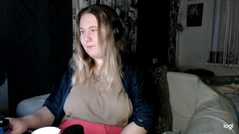 SecretGodnes online show from January 6, 1:37 pm