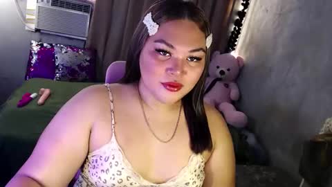 seductivecurvesxxx online show from March 18, 5:45 am