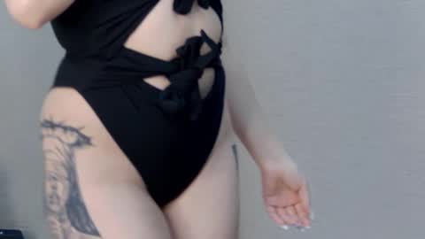 SelenaHanson online show from September 22, 1:20 pm