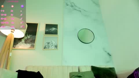 Snapshot of selene_e chatting on September 12, 10:28 pm Karol. online show from September 12, 10:28 pm