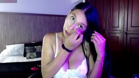 INDEPENDENT  model Instagram  selenevega08 online show from November 5, 5:40 pm