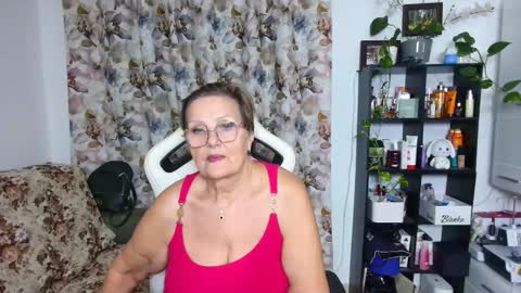 Selenna online show from December 19, 1:39 am