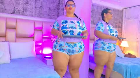 Selenna Cooper online show from March 15, 12:51 pm