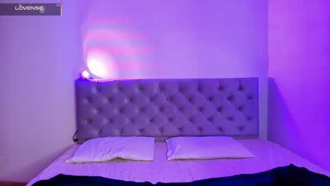 SELINA  online show from April 8, 8:22 pm