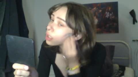 Snapshot of sendforesme chatting on October 11, 12:15 am goddess esme online show from October 11, 12:15 am