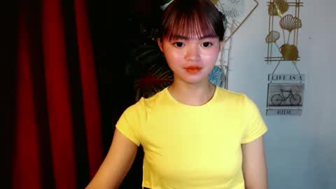 sensational_yeng online show from February 14, 6:21 pm