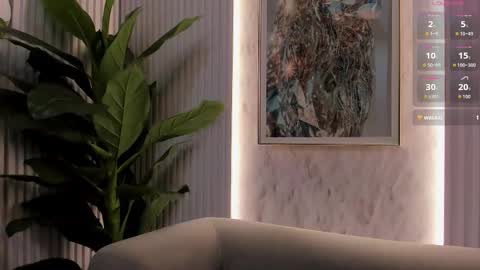 Sophie     online show from November 5, 11:15 am