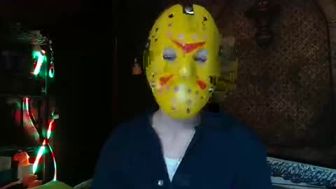 Seraphin Munster online show from March 13, 6:09 pm