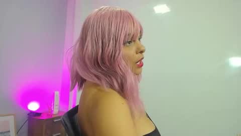 Serena online show from November 19, 12:49 pm