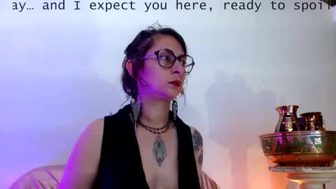 Serena Xyz online show from November 28, 6:00 pm