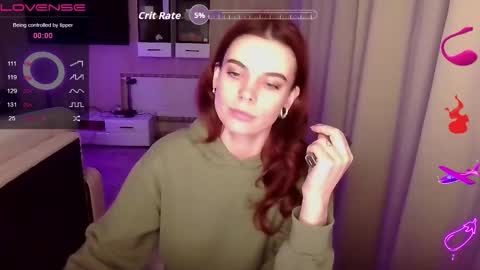 Snapshot of serenamilss chatting on October 20, 4:21 pm serenamilss online show from October 20, 4:21 pm