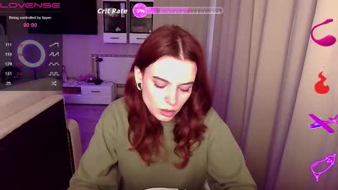 Snapshot of serenamilss chatting on October 18, 2:31 pm serenamilss online show from October 18, 2:31 pm
