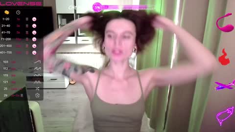 Snapshot of serenamilss chatting on January 30, 12:48 pm serenamilss online show from January 30, 12:48 pm