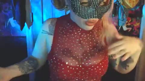 serencigarra online show from March 27, 6:04 am