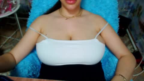 seu_cute online show from November 27, 6:00 pm