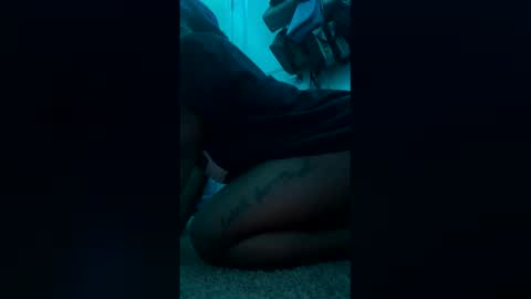 sexe6852 online show from May 6, 6:50 am