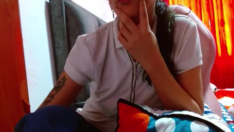 sexmilkdirty online show from February 4, 8:34 pm