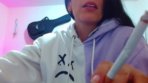 Snapshot of sexmilkdirty chatting on February 12, 2:24 am sexmilkdirty online show from February 12, 2:24 am