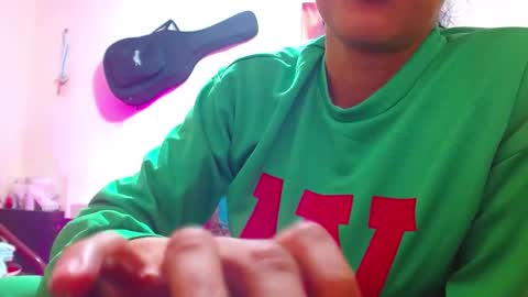 Snapshot of sexmilkdirty chatting on March 11, 2:10 am sexmilkdirty online show from March 11, 2:10 am