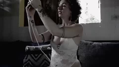 Snapshot of sexnchocolate chatting on March 3, 9:34 pm Trixy Rose online show from March 3, 9:34 pm