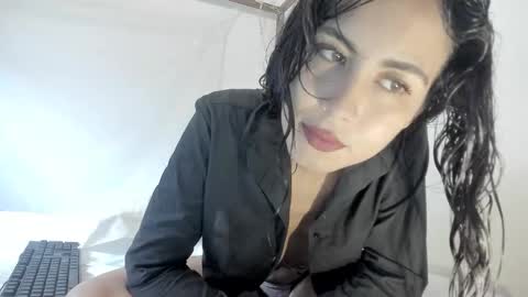         online show from December 17, 7:29 pm