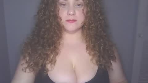 sexoutsouth1993 online show from November 3, 1:53 am