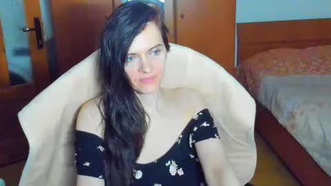 sexqueen1111 online show from November 9, 8:38 pm