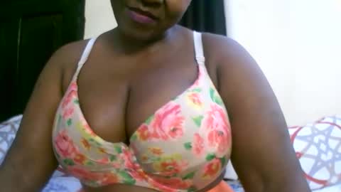 sexxi_ebony online show from October 29, 9:46 am